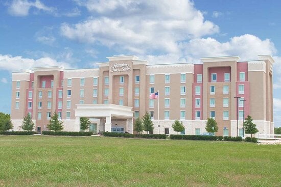 Hampton Inn & Suites – North Fieldhouse